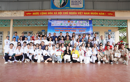 CHƯƠNG TRÌNH KHÁM BỆNH NHÂN ĐẠO “TRI ÂN MÙA THU-2025” TẠI TÀ XÙA, SƠN LA
