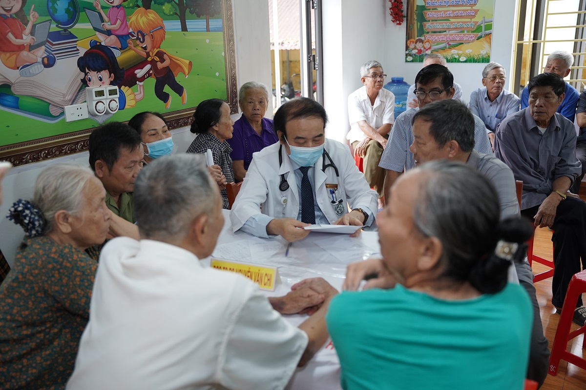 CHƯƠNG TRÌNH KHÁM BỆNH NHÂN ĐẠO “HẢI QUANG – RỰC SÁNG MỘT VÙNG ” TẠI HẢI QUANG, NINH BÌNH